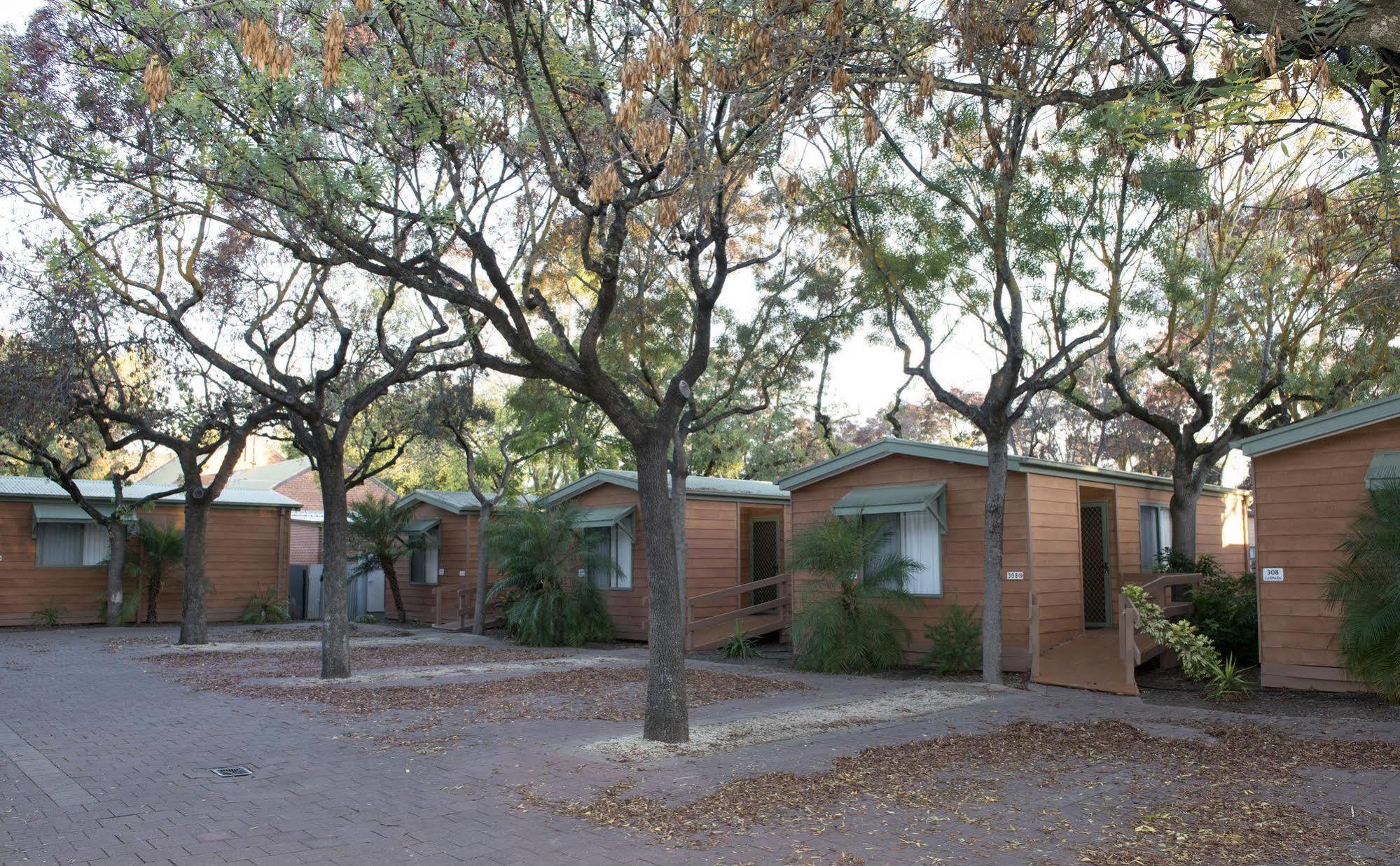 Adelaide Caravan Park - Aspen Holiday Parks Exterior foto